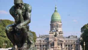 Buenos_Aires-Plaza_Congreso-Pensador_de_Rodin